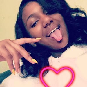 Meet your Posher, Ahmoni